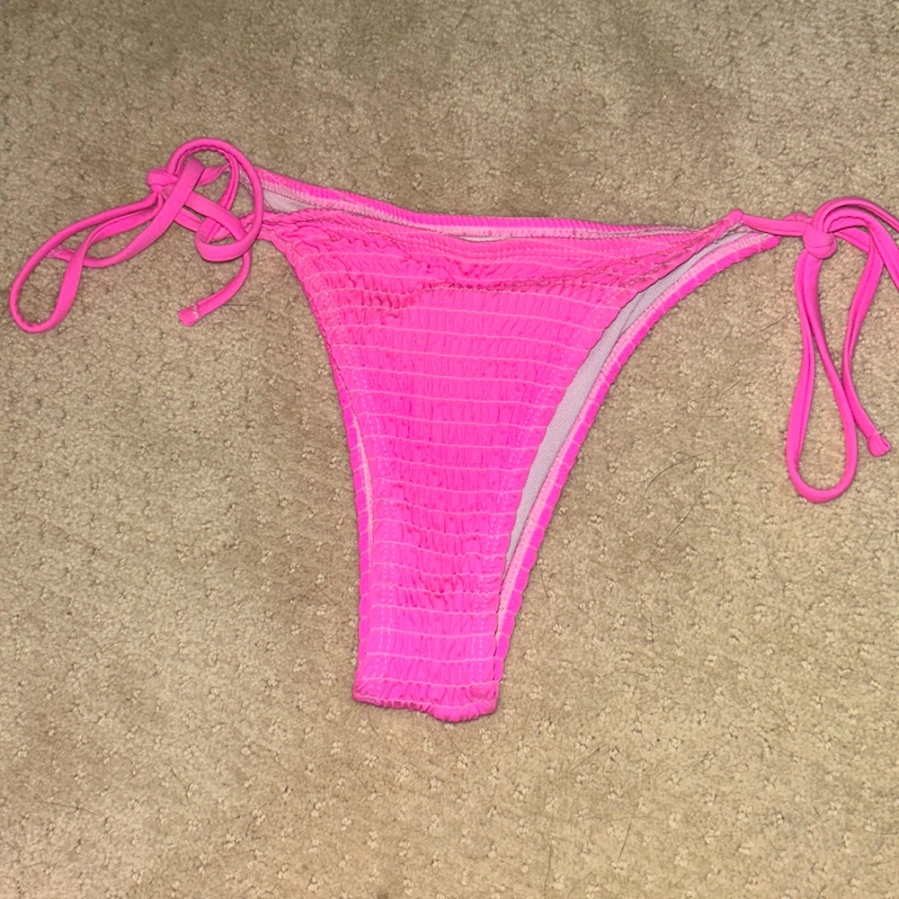 Pink ribbed bikini bottoms